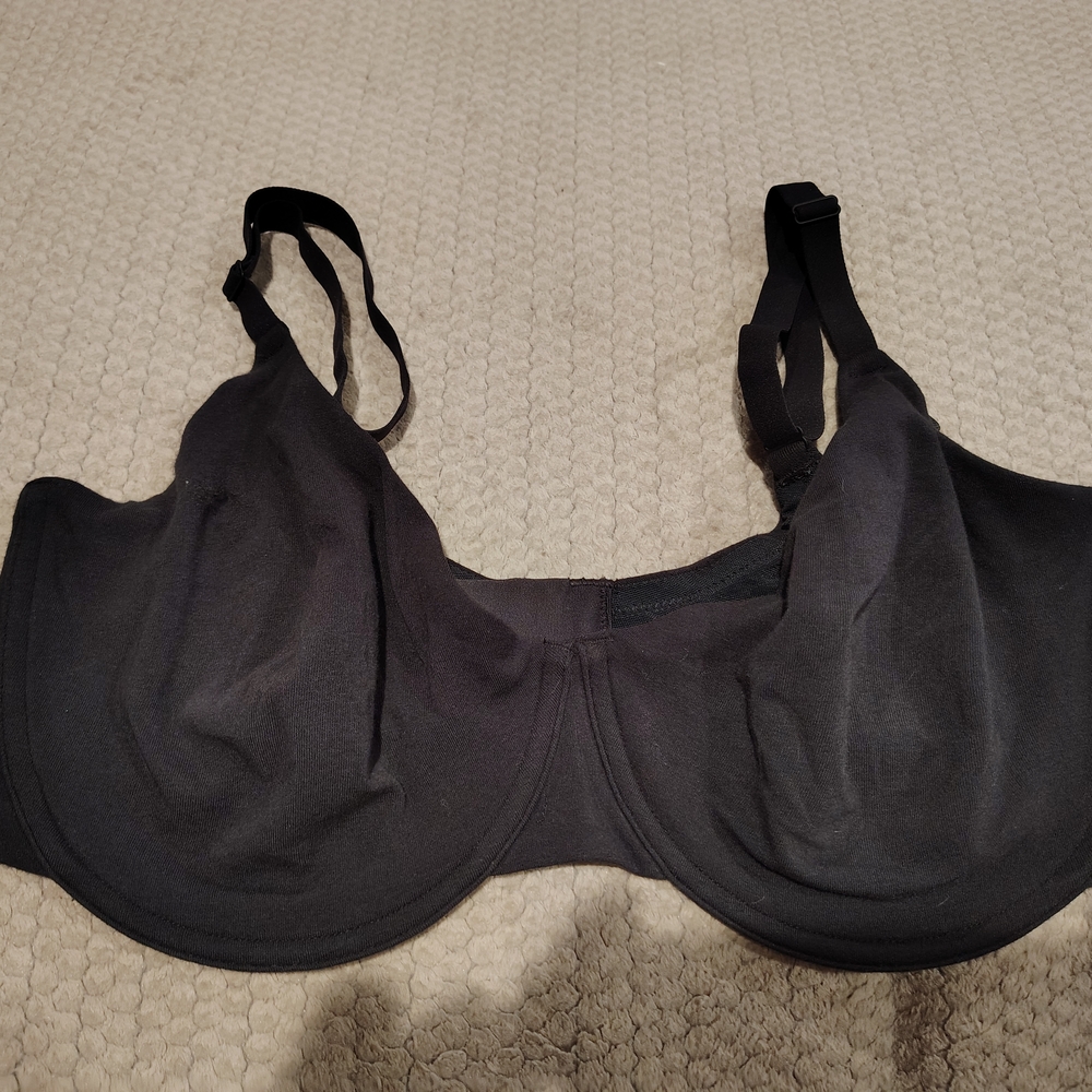 Skims Women's Everyday T-shirt Black Underwire Bra